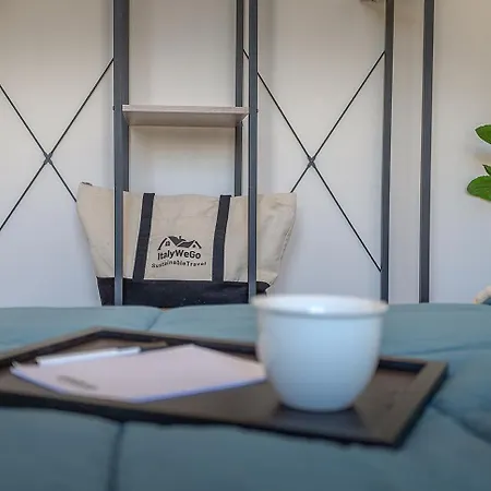 Kis-s Square Lovely Flat - Italywego דירה פרוג'ה