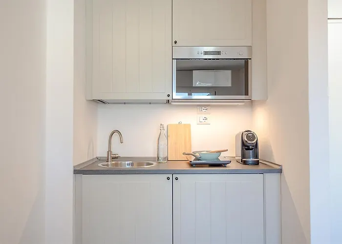 Kis-s Square Lovely Flat - Italywego